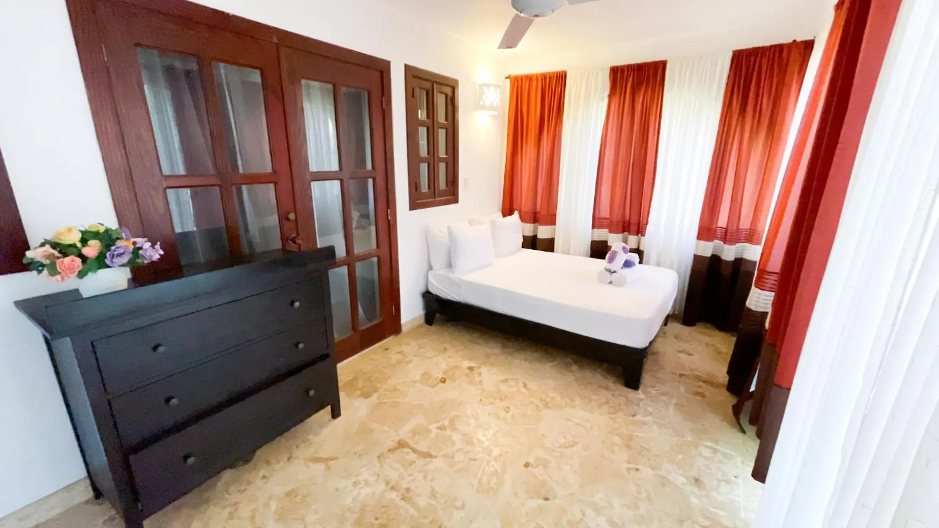 Tropical Suites Villas And Homes - Beach Club, Spa, Restaurants - Playa Los Corales 蓬塔卡纳