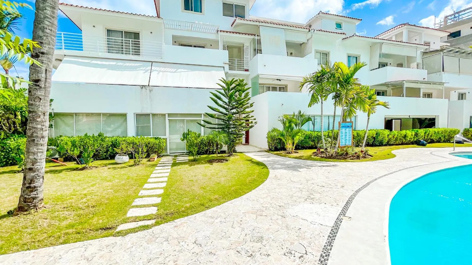 Tropical Suites Villas And Homes - Beach Club, Spa, Restaurants - Playa Los Corales 푼타 카나