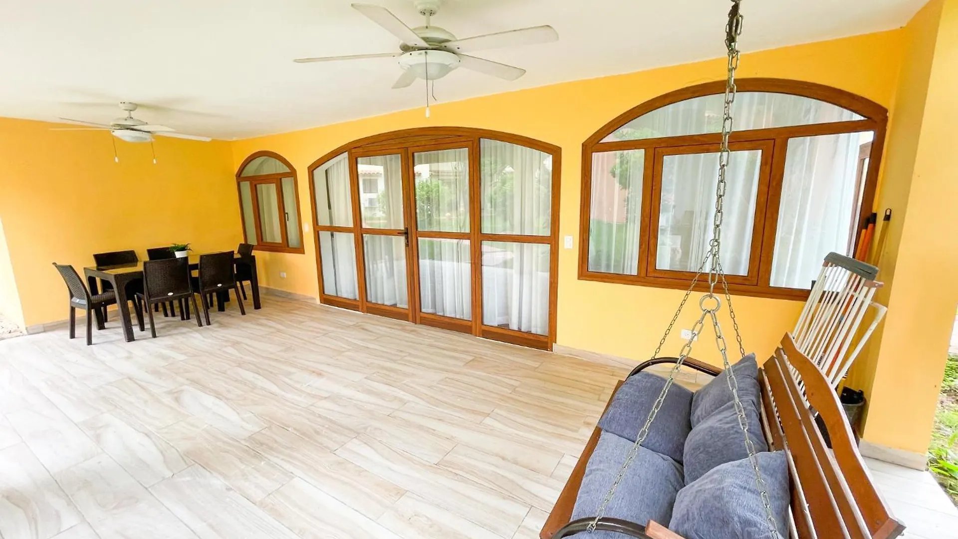 Tropical Suites Villas And Homes - Beach Club, Spa, Restaurants - Playa Los Corales 푼타 카나