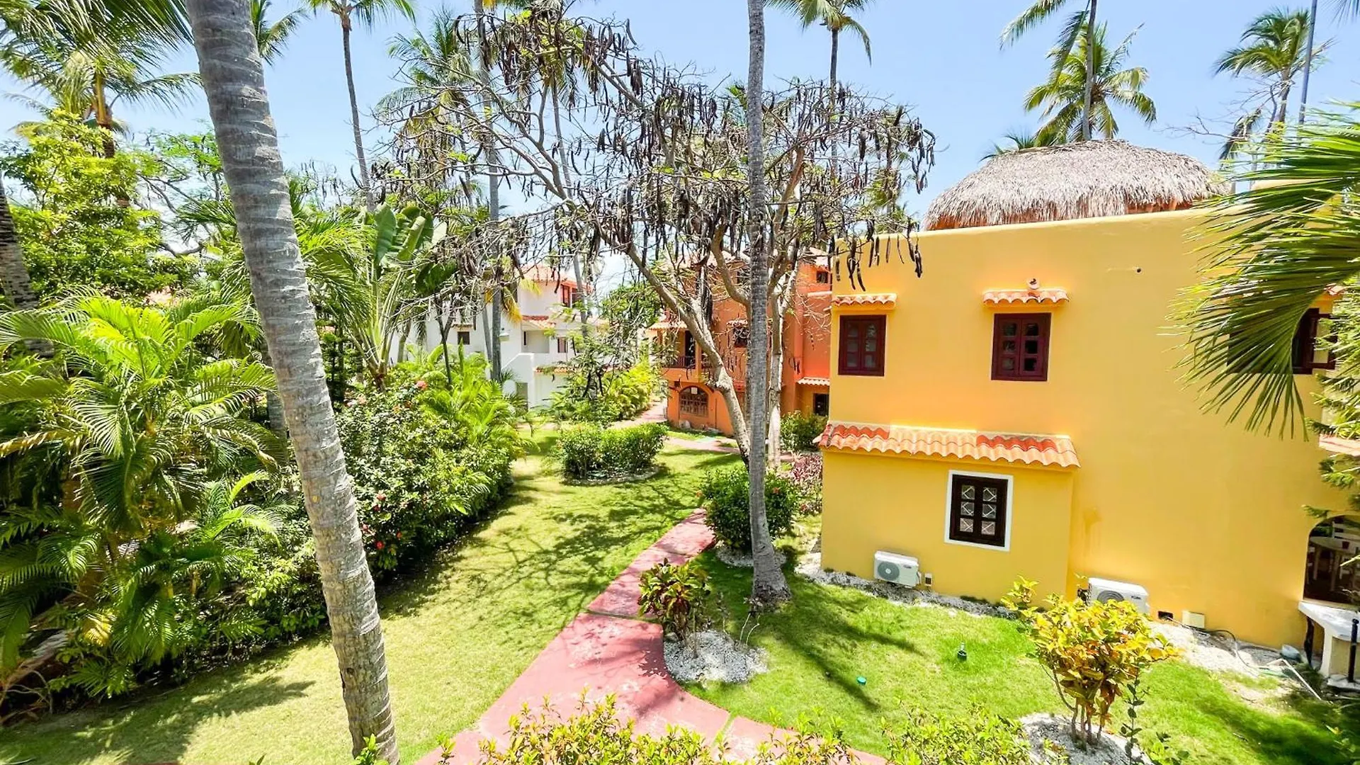 Tropical Suites Villas And Homes - Beach Club, Spa, Restaurants - Playa Los Corales 蓬塔卡纳 5*,