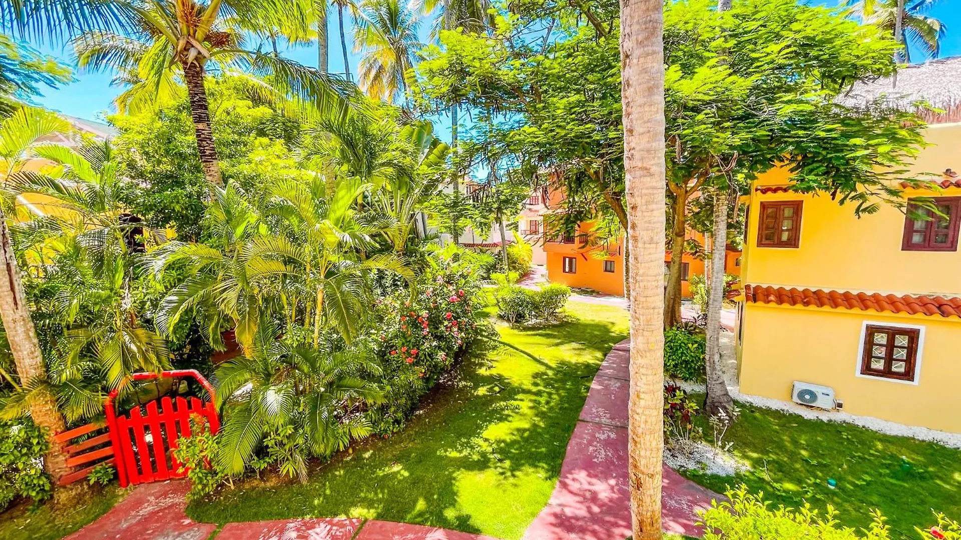 Tropical Suites Villas And Homes - Beach Club, Spa, Restaurants - Playa Los Corales 蓬塔卡纳 酒店