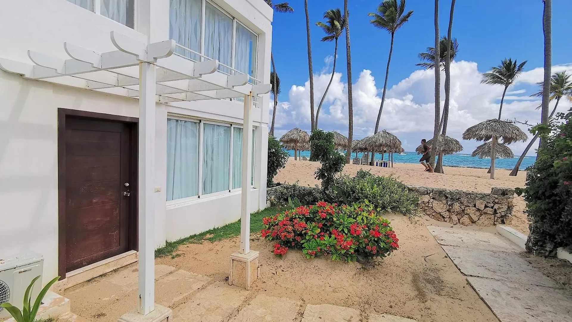 Tropical Suites Villas And Homes - Beach Club, Spa, Restaurants - Playa Los Corales 푼타 카나
