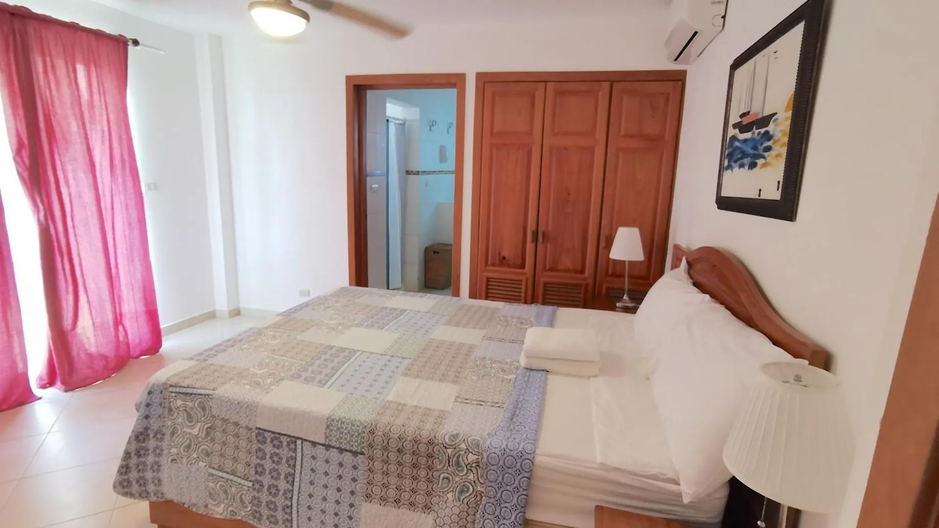 Tropical Suites Villas And Homes - Beach Club, Spa, Restaurants - Playa Los Corales 蓬塔卡纳 5*,